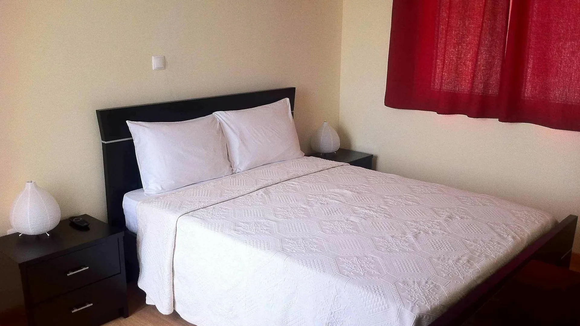 Residencial Sol Point Art Bed & Breakfast Ponta Do Sol 2*,
